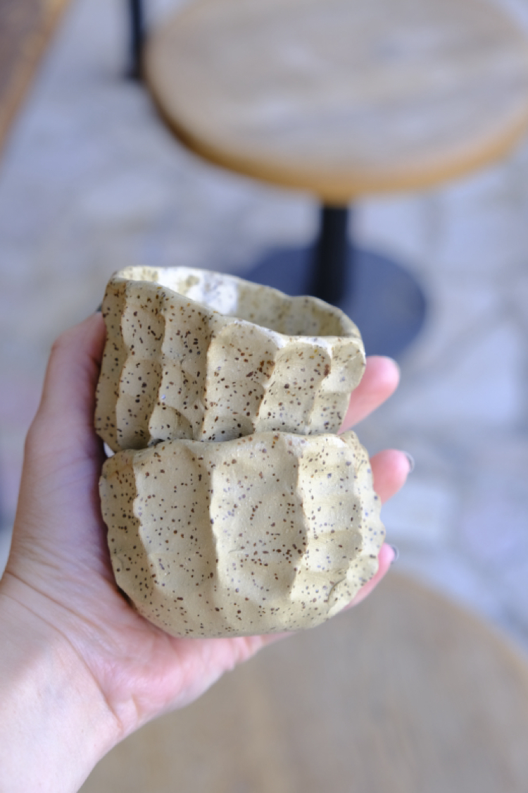 Stoneware benekli cup