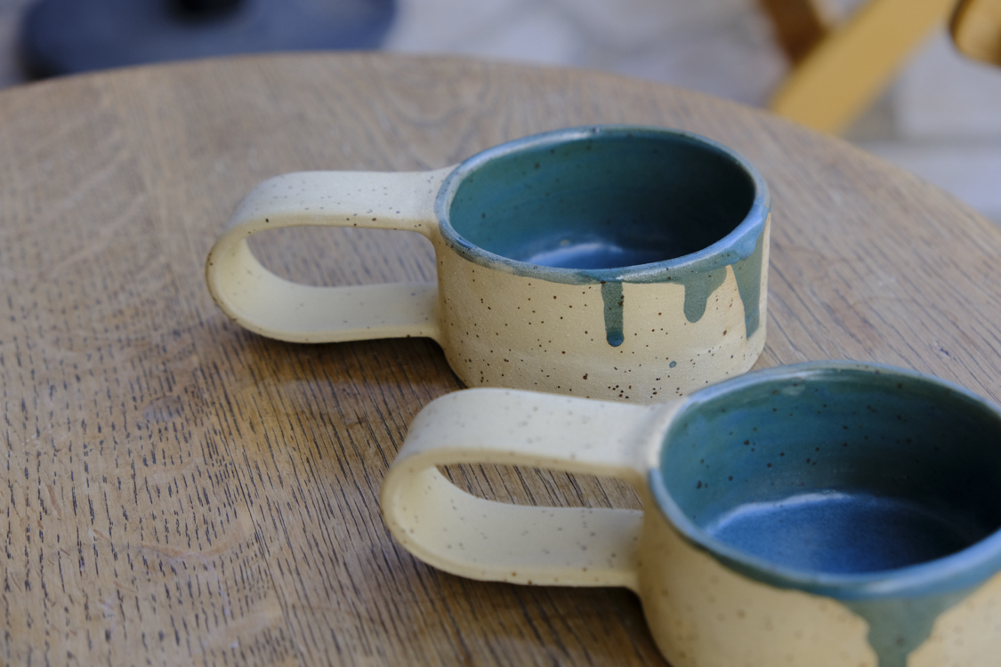 Benekli stoneware mug