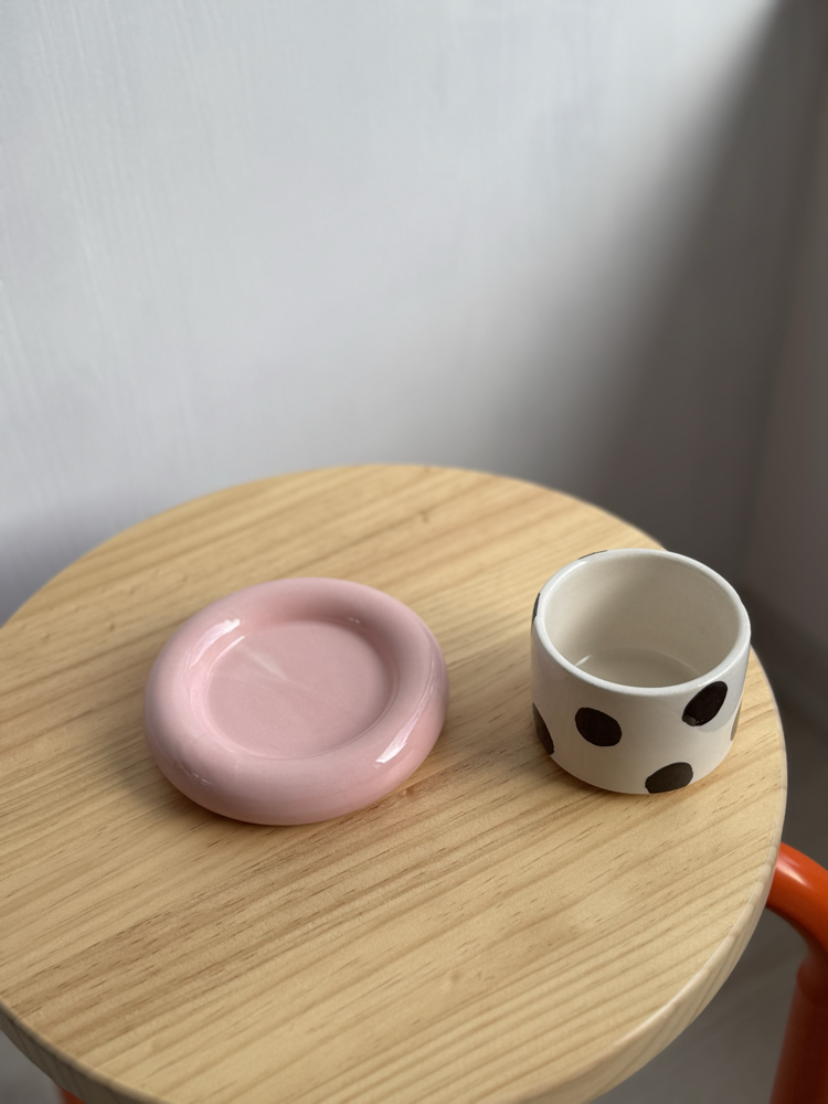 Pembe kahve puantiye