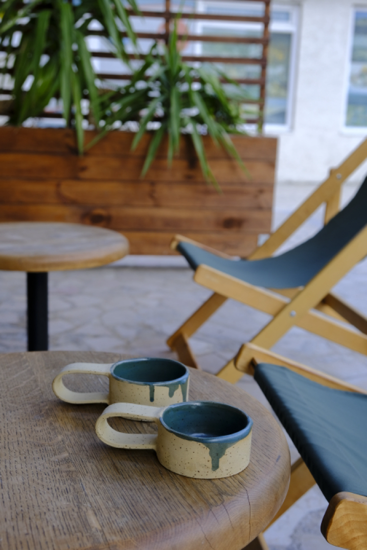 Benekli stoneware mug