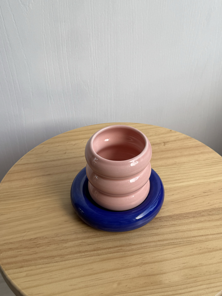 Pembe kobalt takım