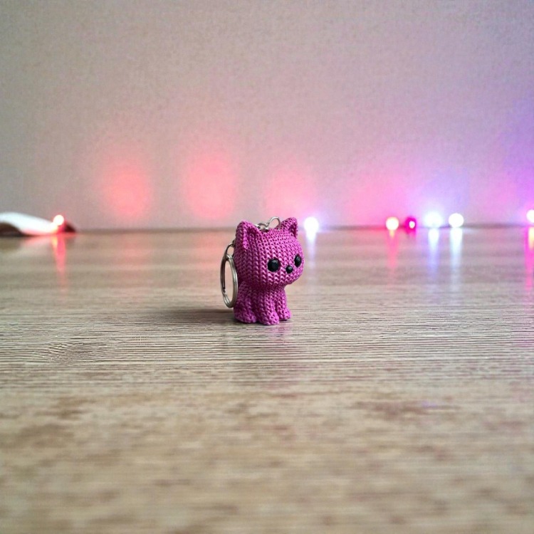 Örgü Dokulu Kedi Anahtarlık 3D Baskı PLA