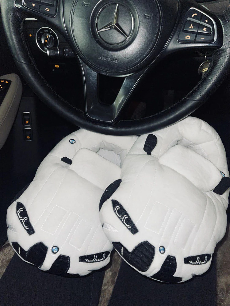 BMW M4 PANDUF BEYAZ™️ PUFFY COZY SNEAKERS PELUŞ TERLİK