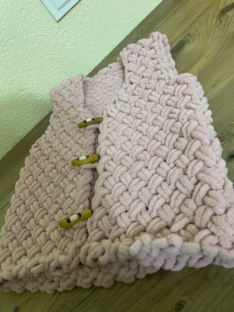puffy fine hasır model bebek yeleği