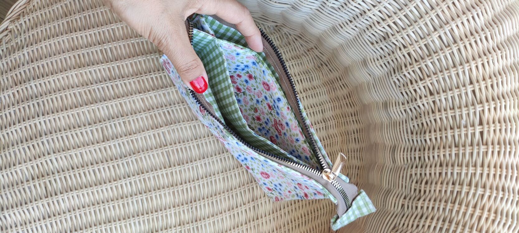 çitir çiçek 3 gözlü el cantasi