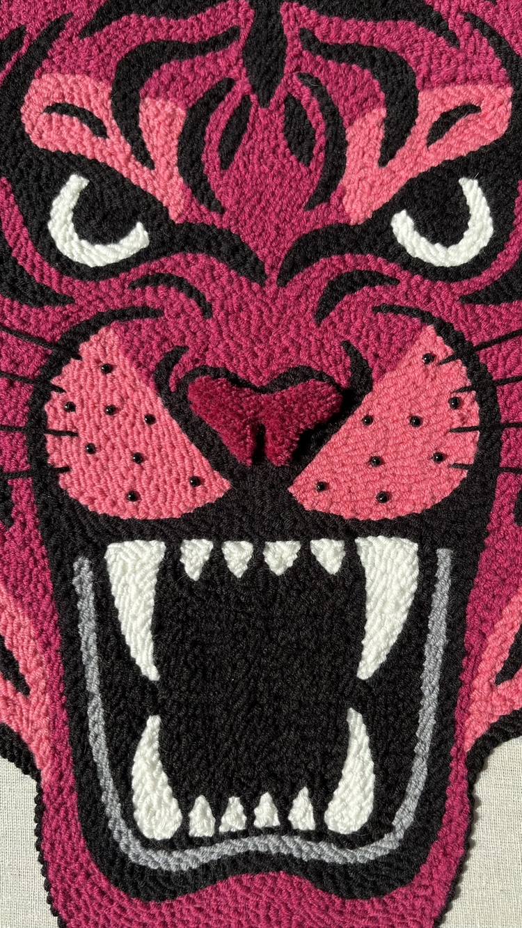 ROAR Duvar Dekoru