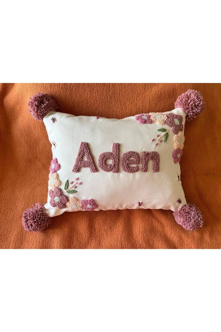 İsimli Bebek Takı Yastığı Dekoratif Yastık Kılıfı Punch Nakışlı Içi Dolgulu-30x40