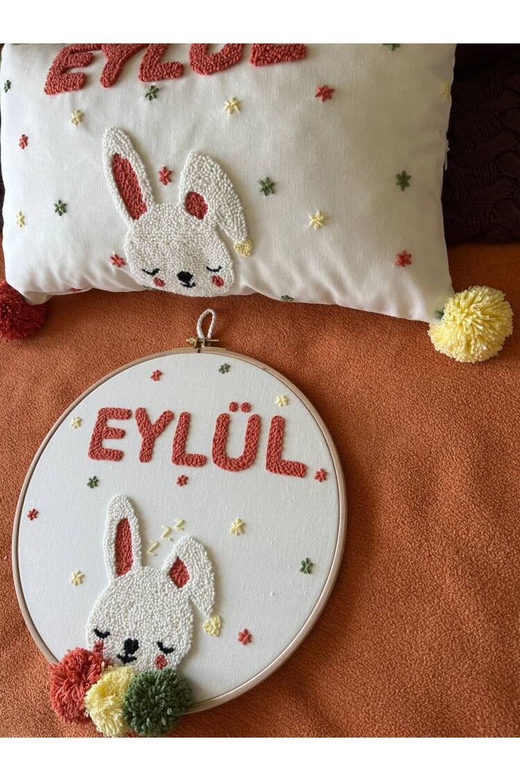 Işlemeli Isimli Kapı Süsü Ve Takı Yastığı Takımı,bebek Hediyelik (İÇ DOLGUSUZ)