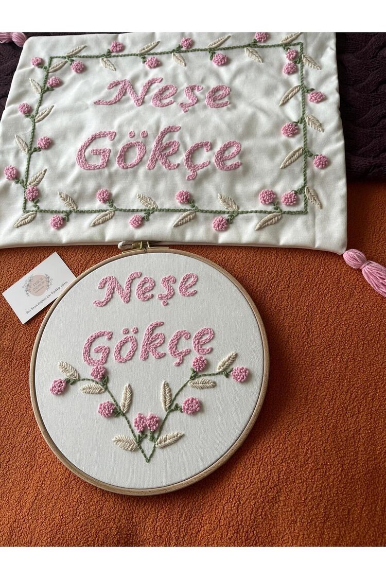 Işlemeli Isimli Kapı Süsü Ve Takı Yastığı Takımı,bebek Hediyelik (İÇ DOLGUSUZ)