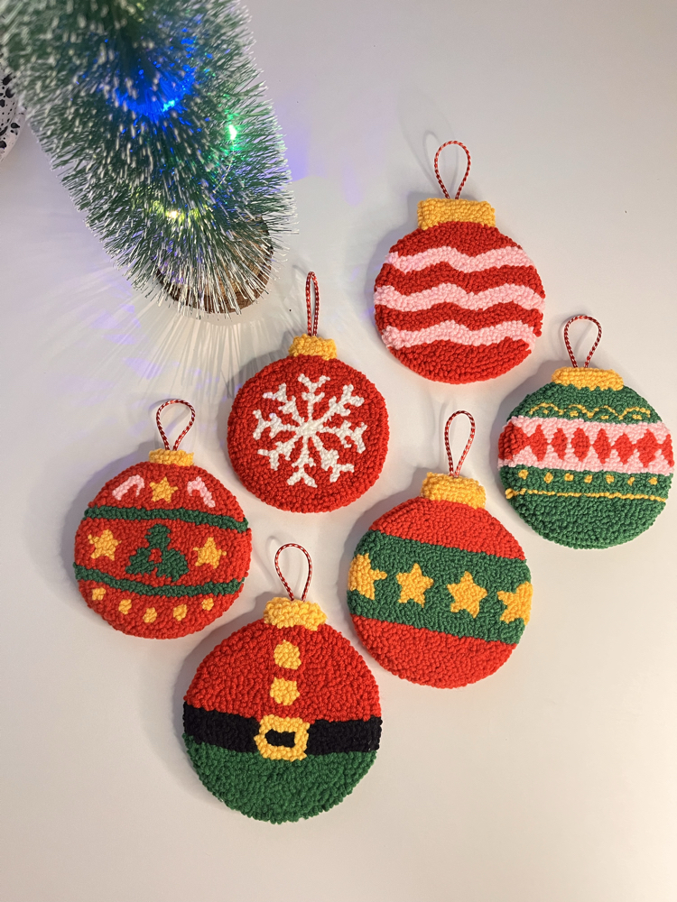Geleneksel Christmas Desenli Çift Taraflı Yılbaşı Ağaç Süsleri