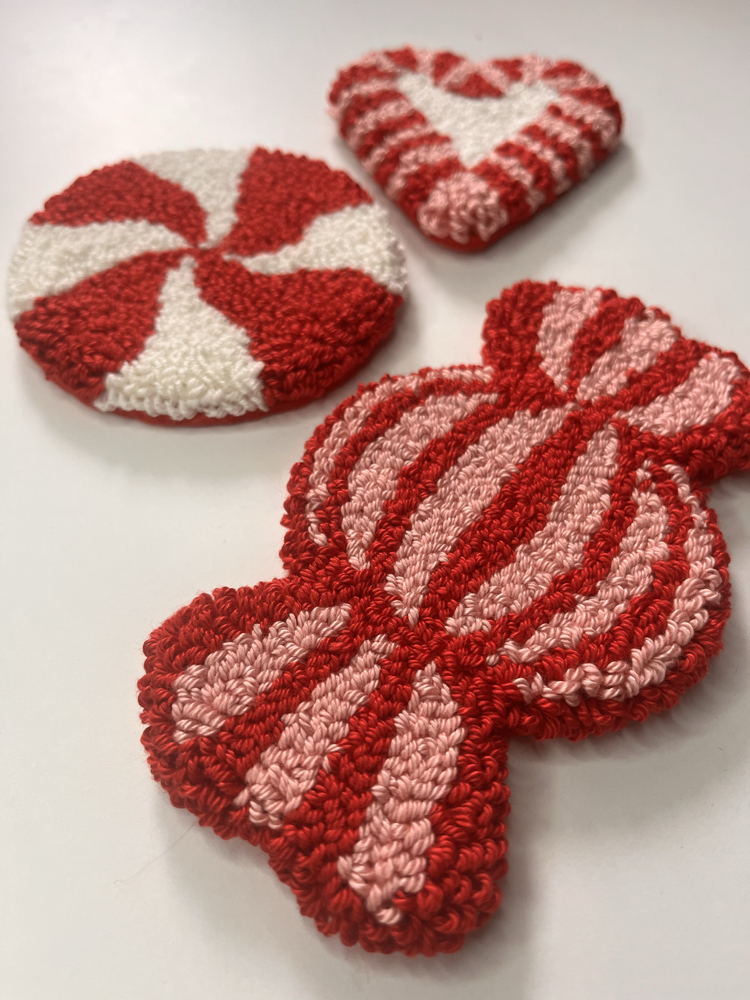 Candy Cane Mug Rug
