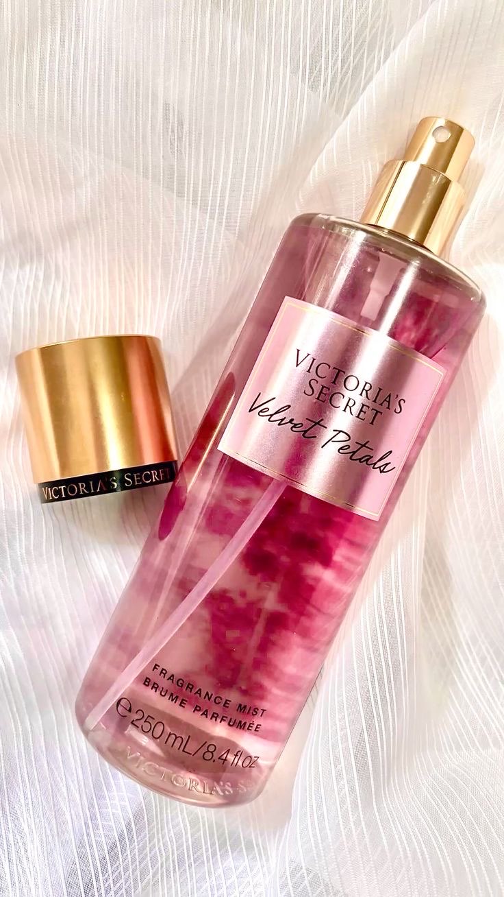 VS Velvet Petals vücut spreyi
