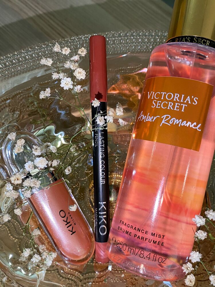 Vs vücut spreyi ve kiko gloss seti