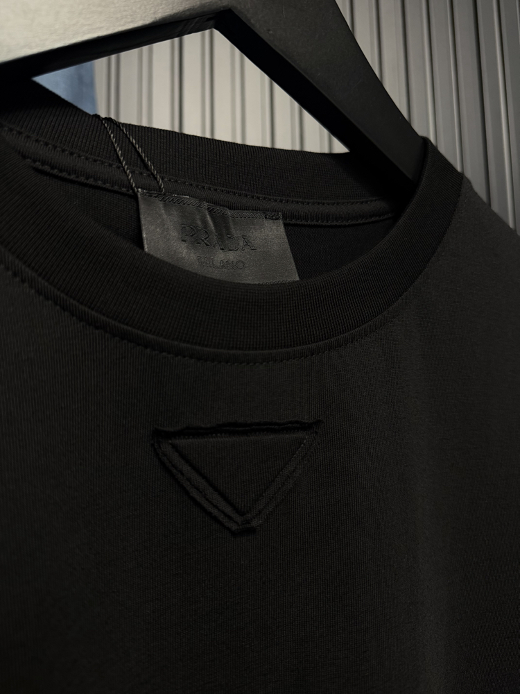 Prada T-shirt Premium