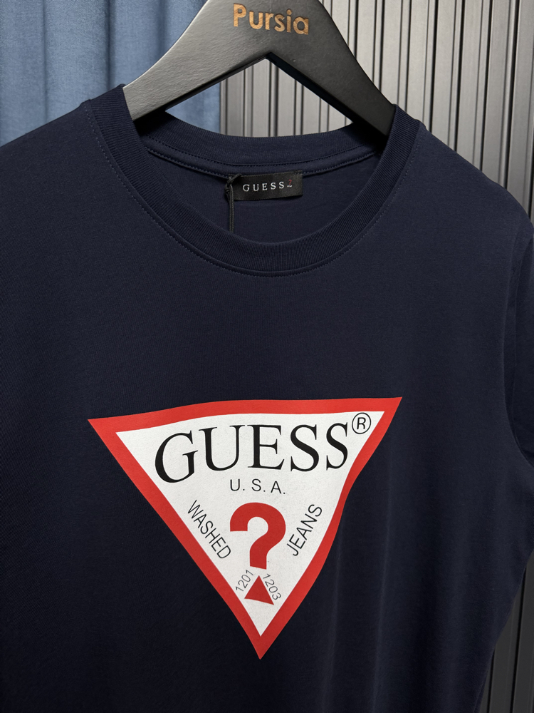 Guess T-shirt Premium 
