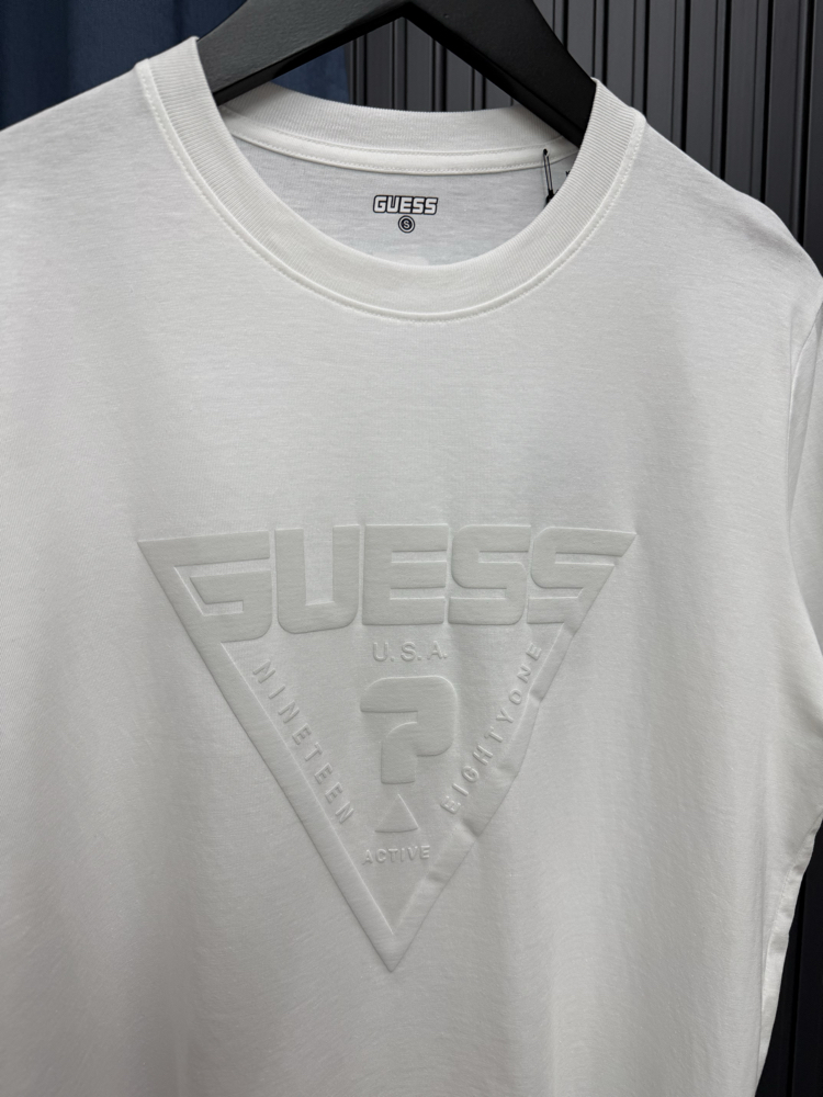 Guess T-shirt Premium 