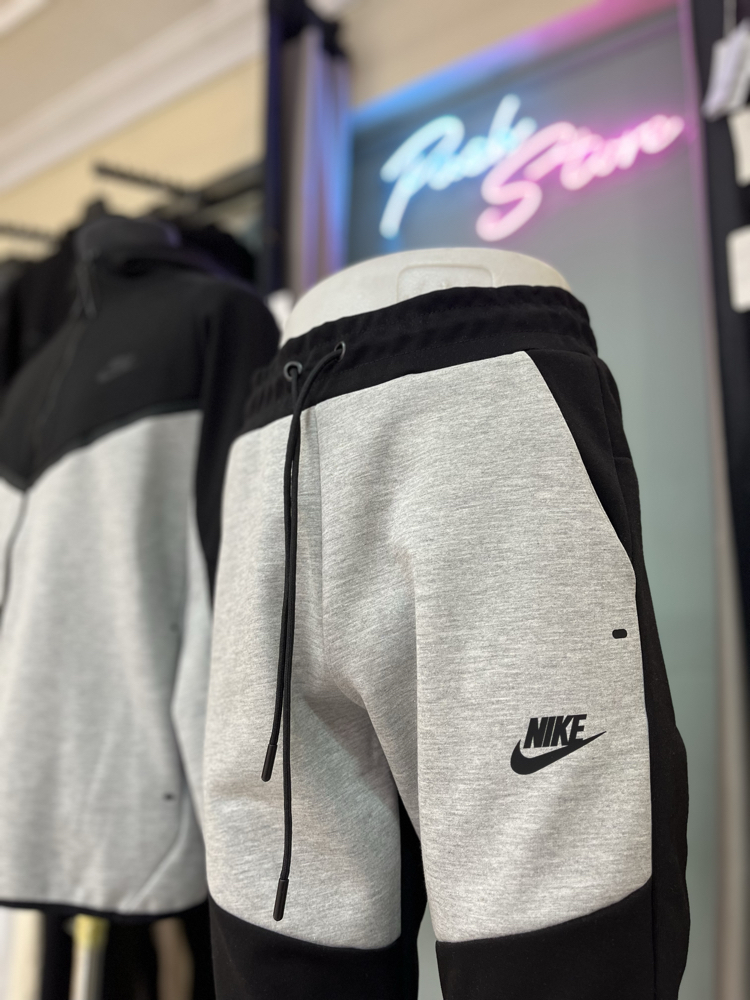 Nike Tech Gri Siyah Esorfman Takimi – Erkek Spor Giyim