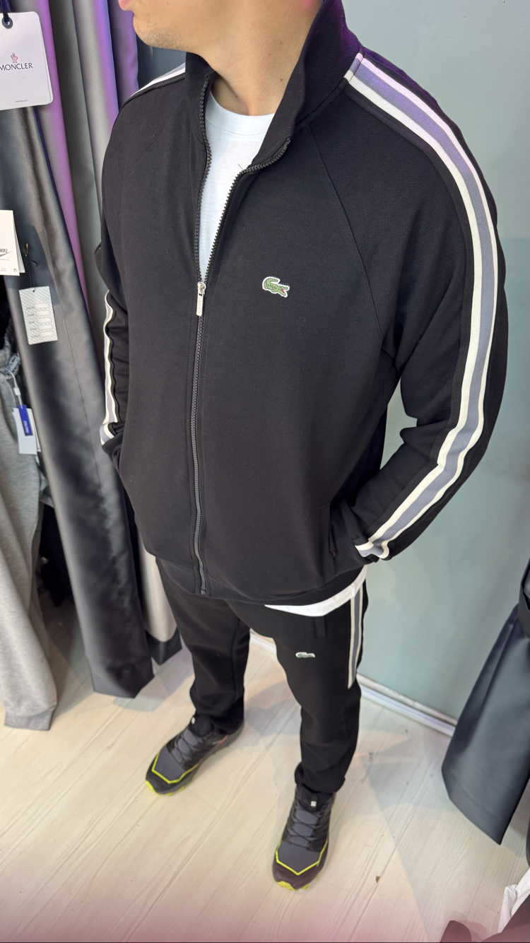 Lacoste Siyah Şeritli Esorfman Takimi – Erkek Spor Giyim