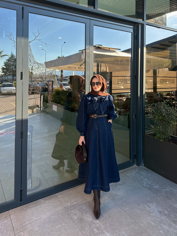 YAKA BAĞLAMA DETAYLI DENİM TAKIM