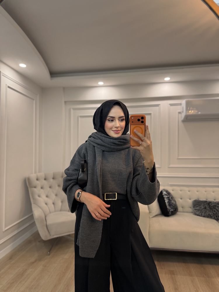 ŞAL DETAYLI TRİKO KAZAK 