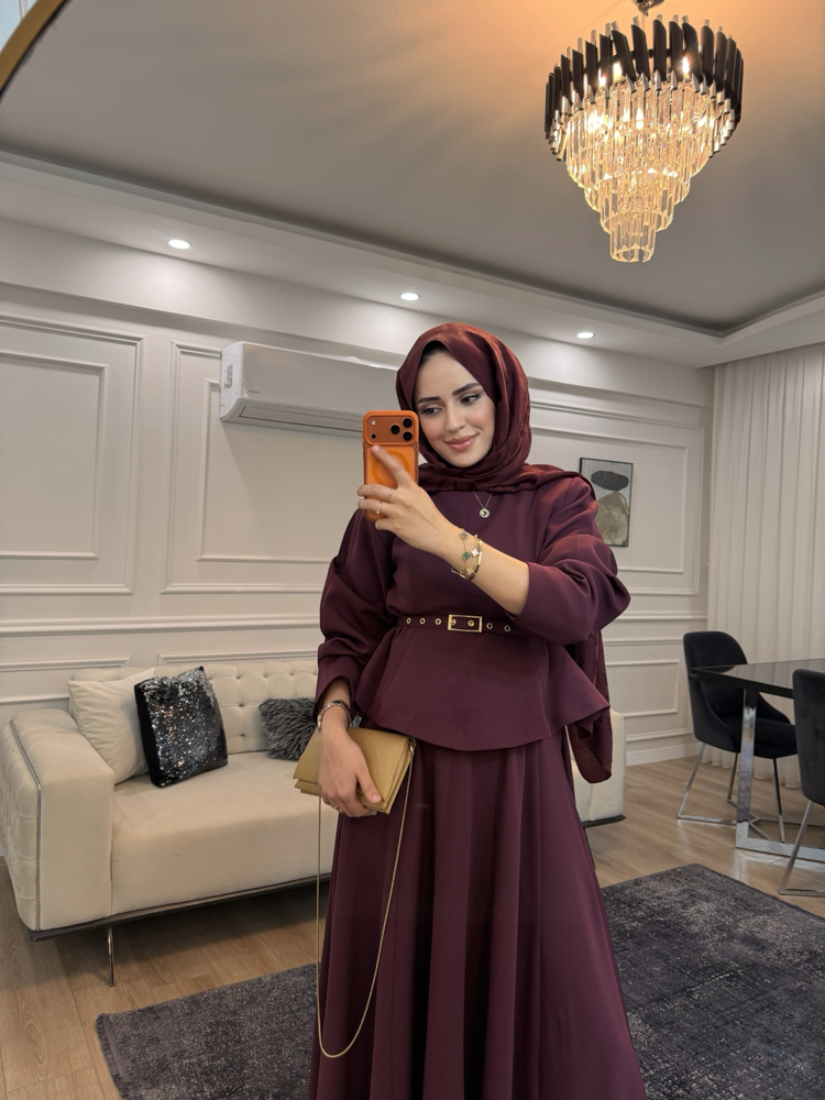 KEMER DETAYLI ETEKLİ TAKIM 