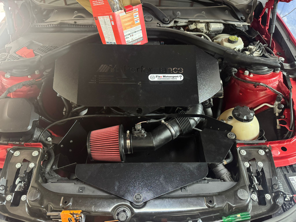 F30 - N13 AÇIK HAVA FİLTRESİ KİT