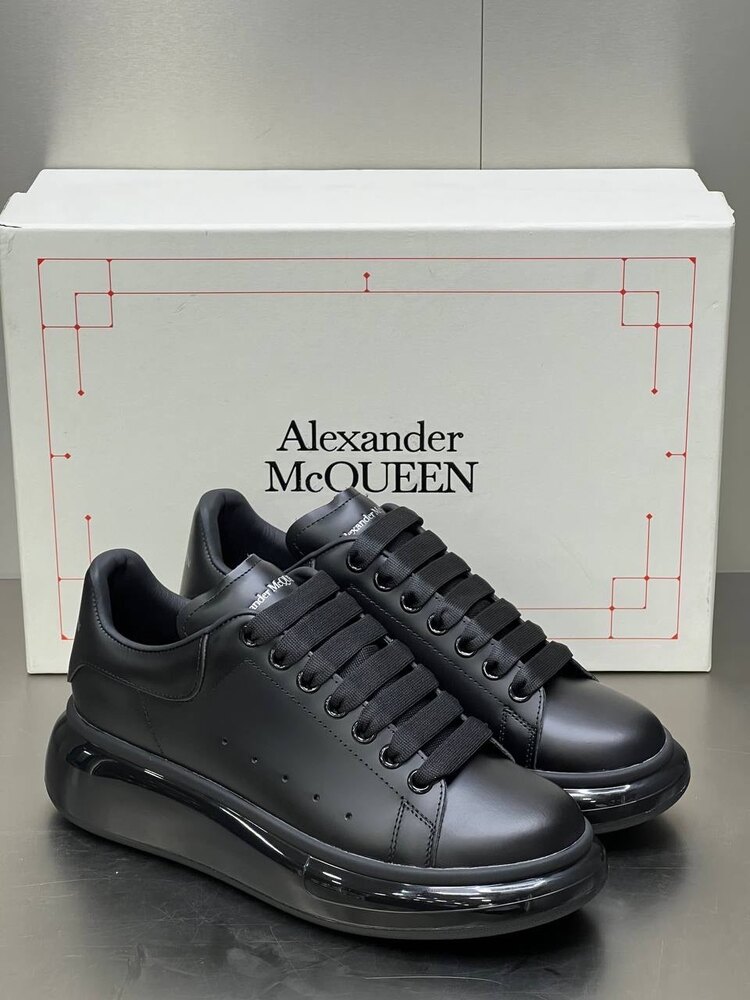 Alexander Mcqueen
