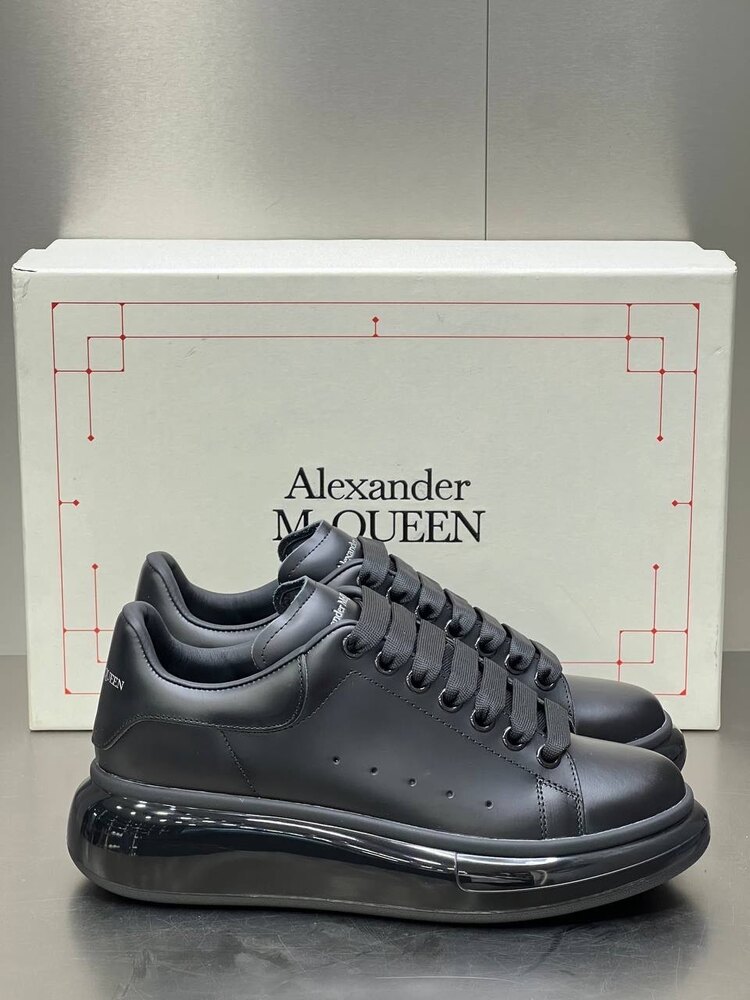Alexander Mcqueen