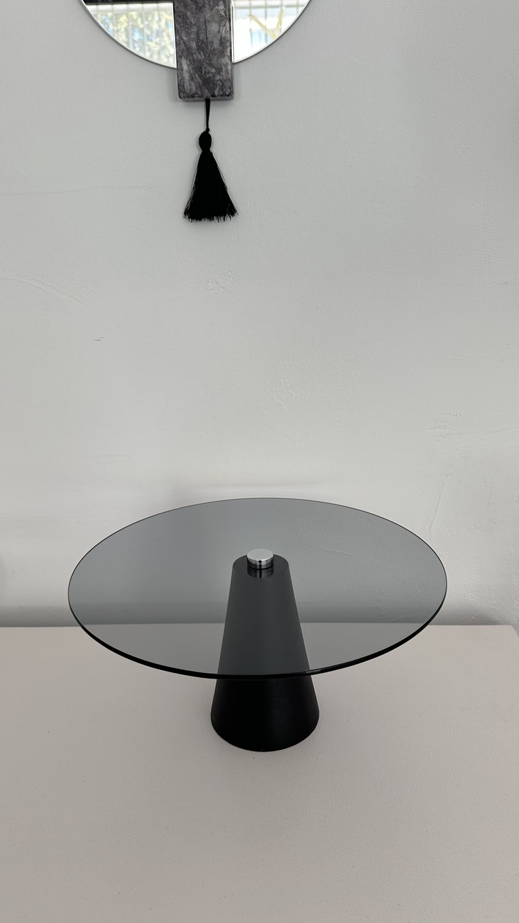 Pawn stand