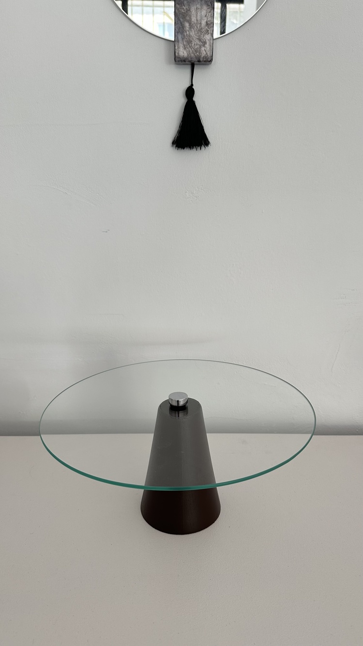 Pawn stand