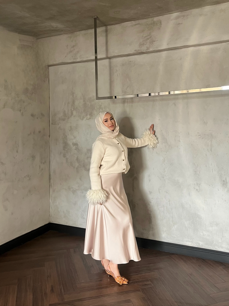 Lady Saten Etek