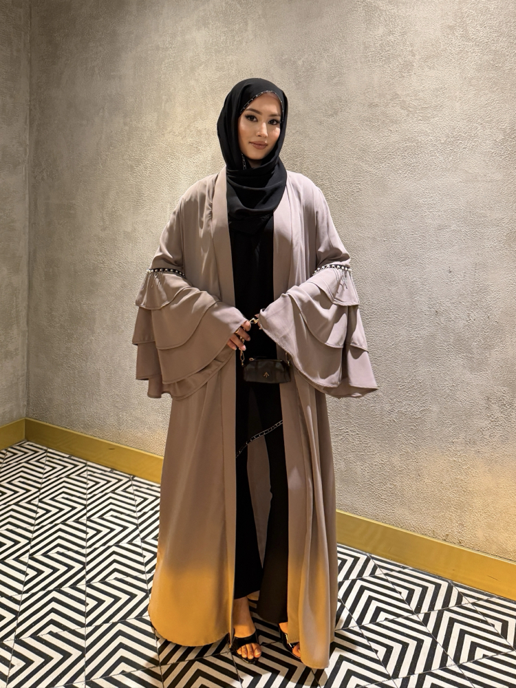 Alessya Abaya
