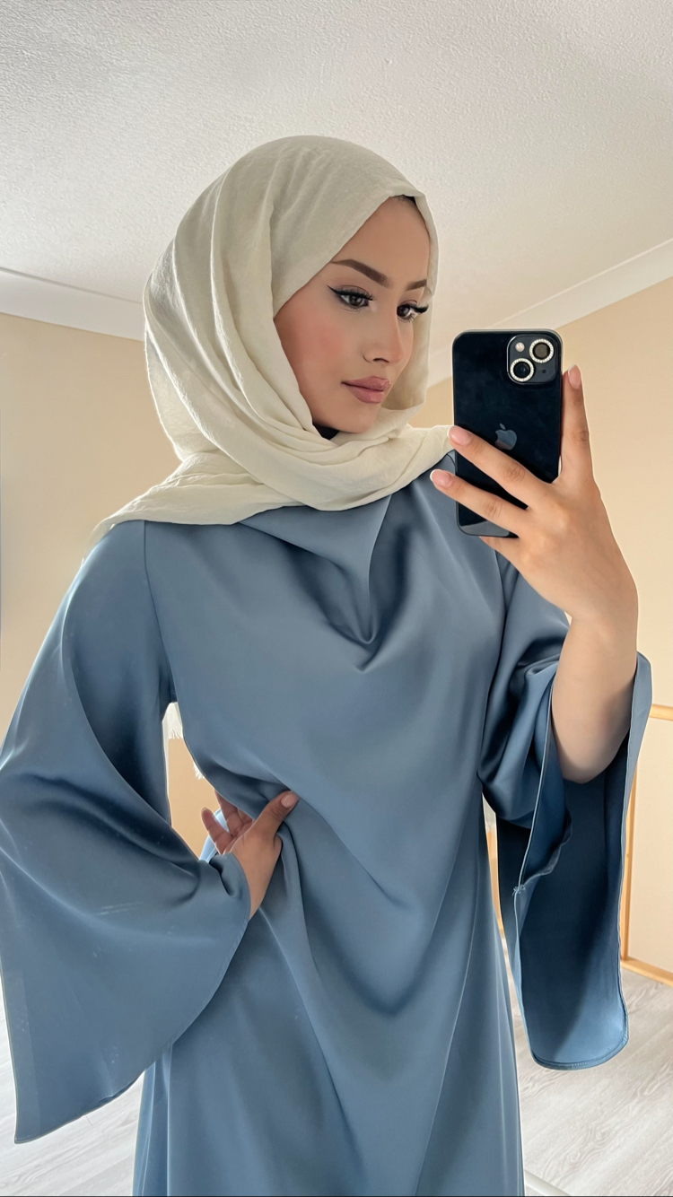 Pearl Saten Mavi Elbise