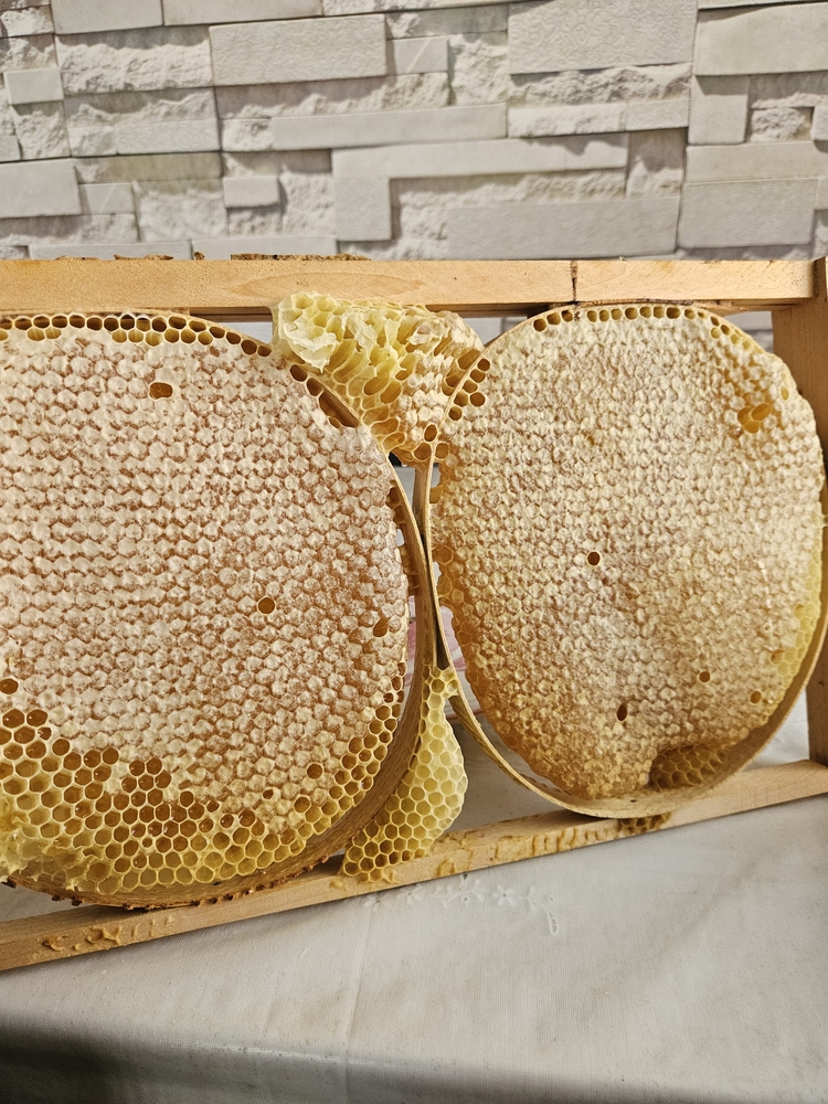 KaraKovan Petekli Bal 1,5  Kg