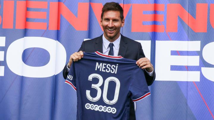 PSG 2021-2022 Home Shirt