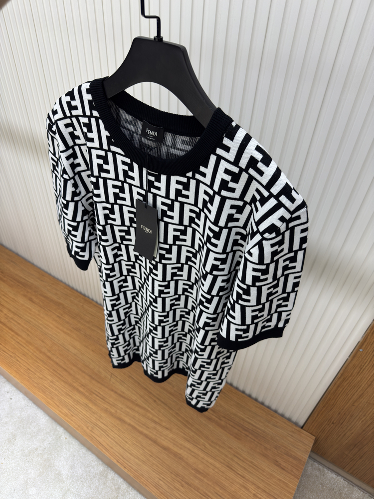 Fendi Monogram Triko Tshirt