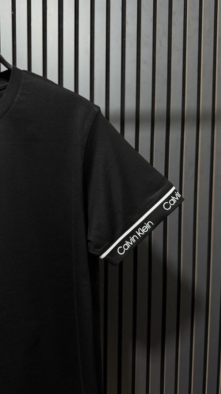 Calvin Klein Kol Detay Tshirt