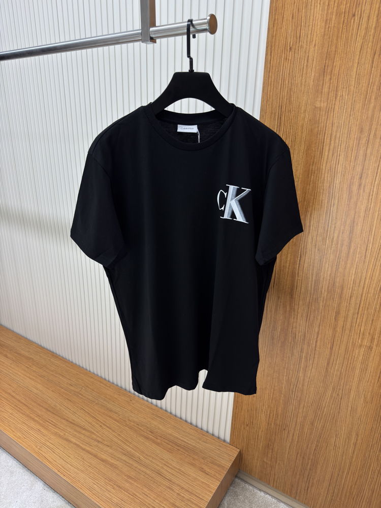 Calvin Klein 2026 Sezon Siyah Tshirt