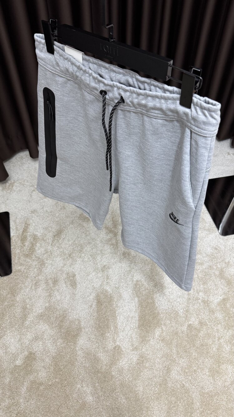 Nike Gri Tech Şort