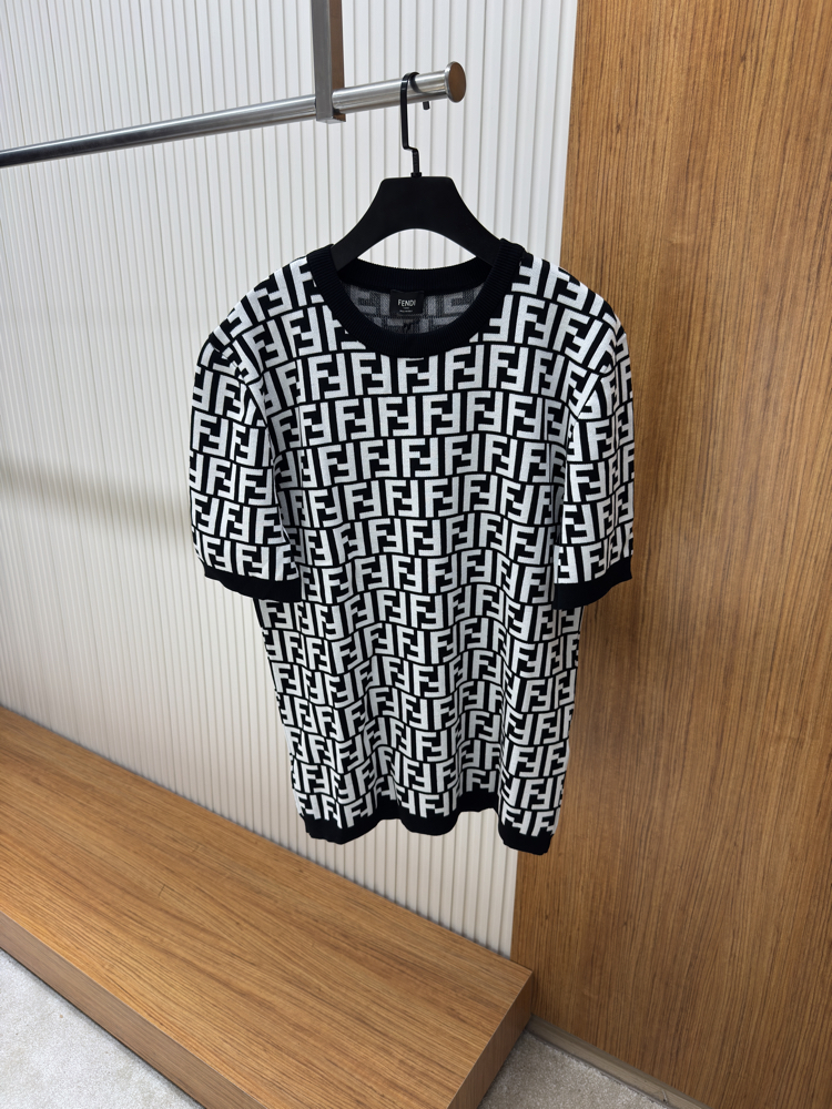 Fendi Monogram Triko Tshirt