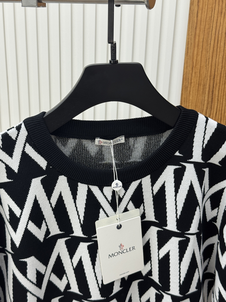 Moncler Monogram Triko Tshirt