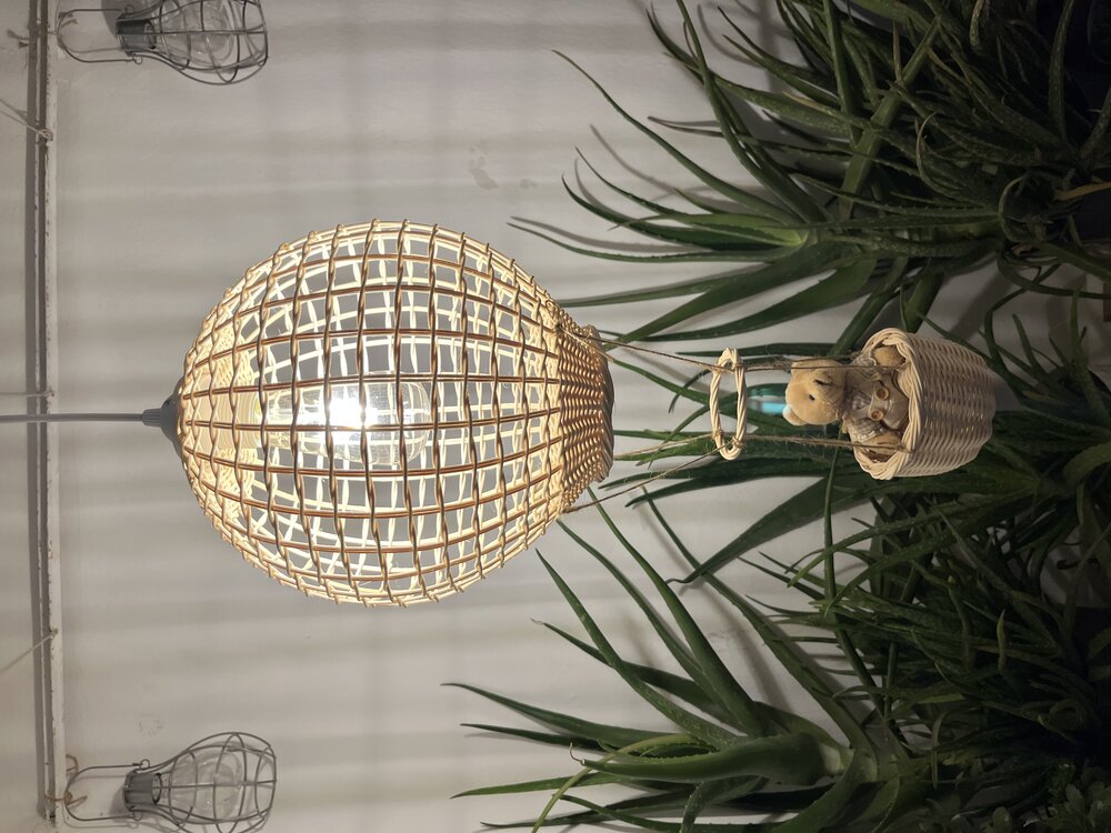 Rattan Uçan Balon Avize Model M2