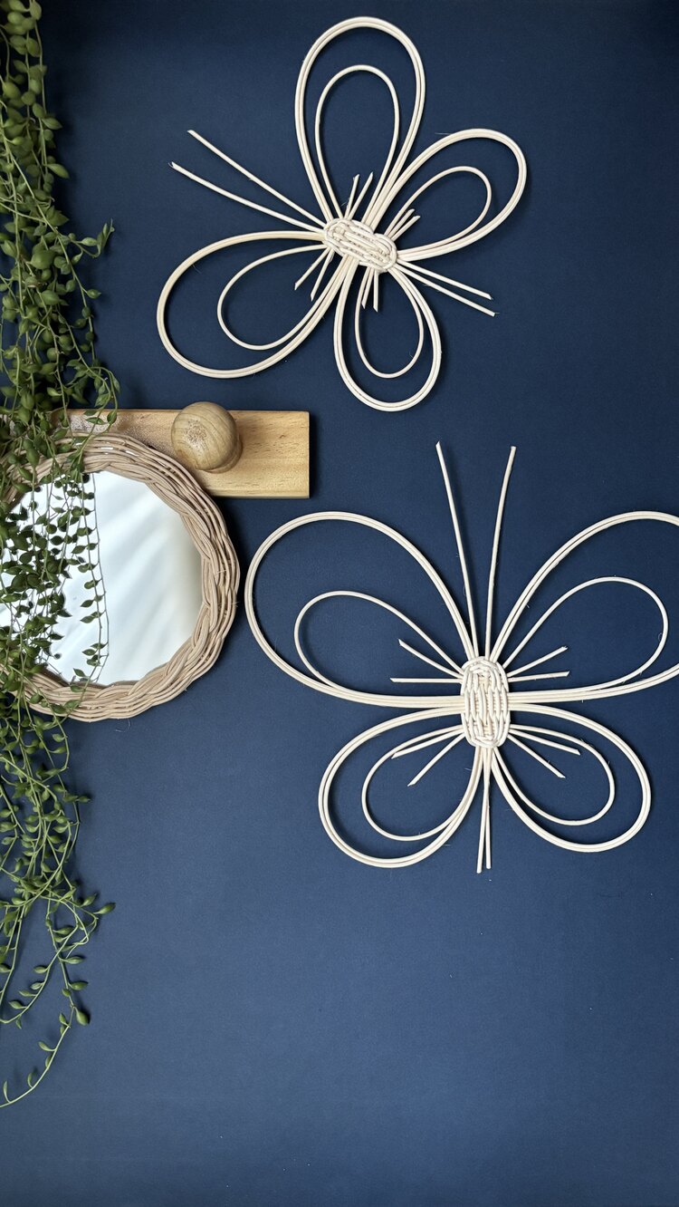 Rattan Kelebek