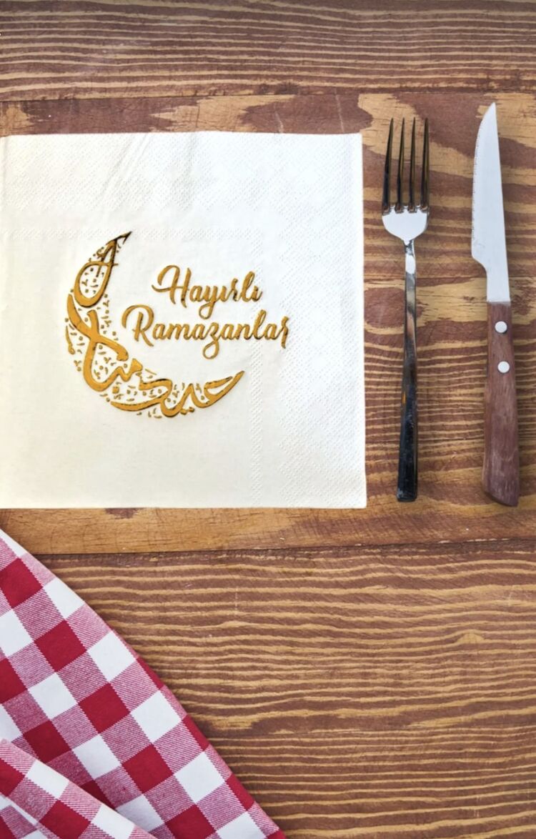 1 paket hayırlı ramazanlar yaldızlı peçete