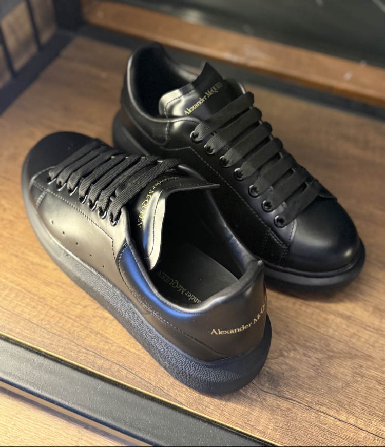 A MCQUEEN YENİ SEZON 