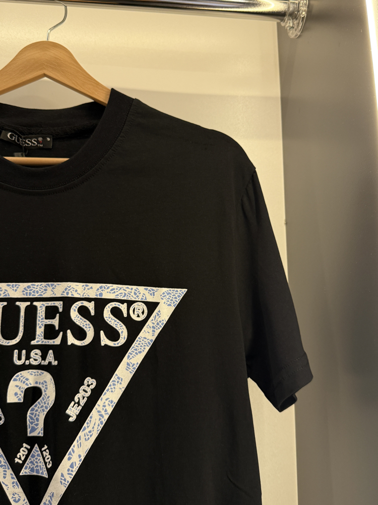 GUESS TSHIRT PREMIUM 