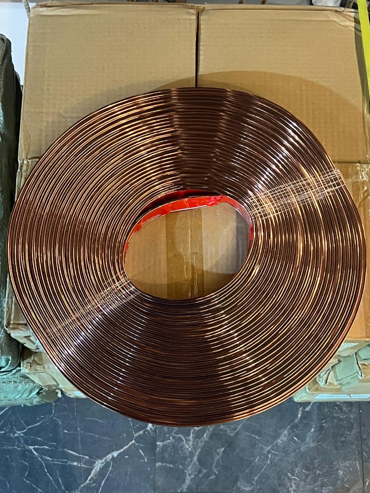 Bronz PVC Ayna Çerçevesi – Esnek Dekoratif Kenar Profili
