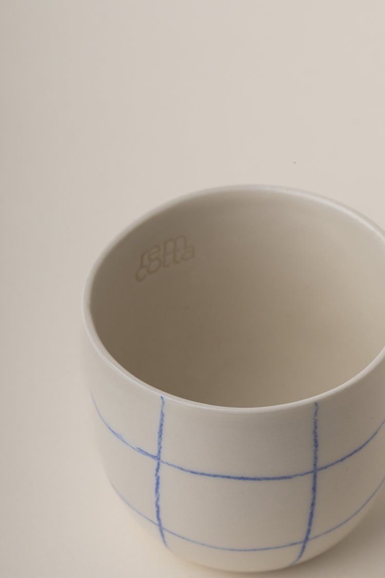 linea - espresso/blue square