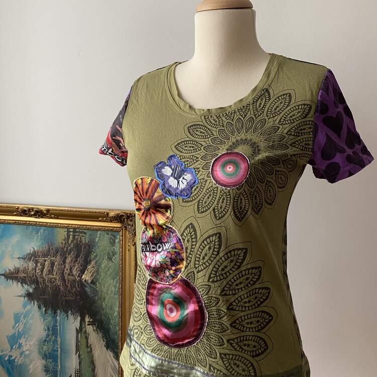 Yi Fie Si - Etnik Desenli Tshirt