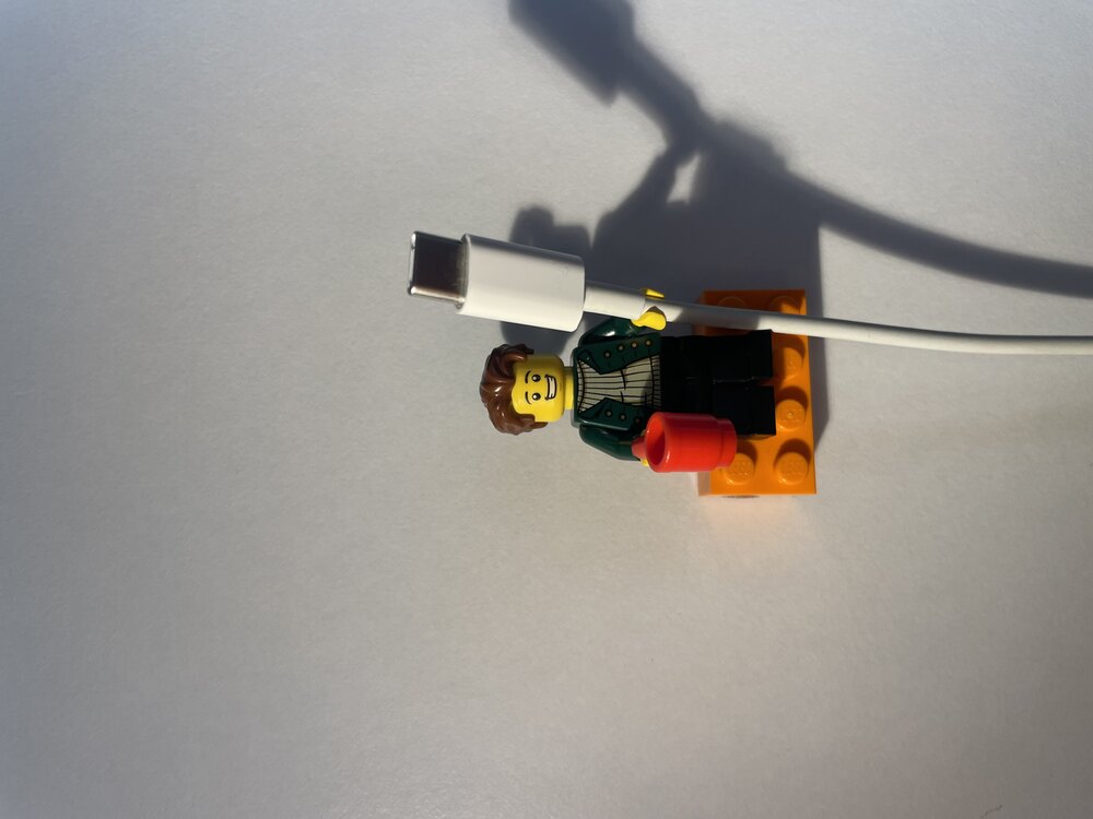Lego Minifigürlü Kablo Tutucu